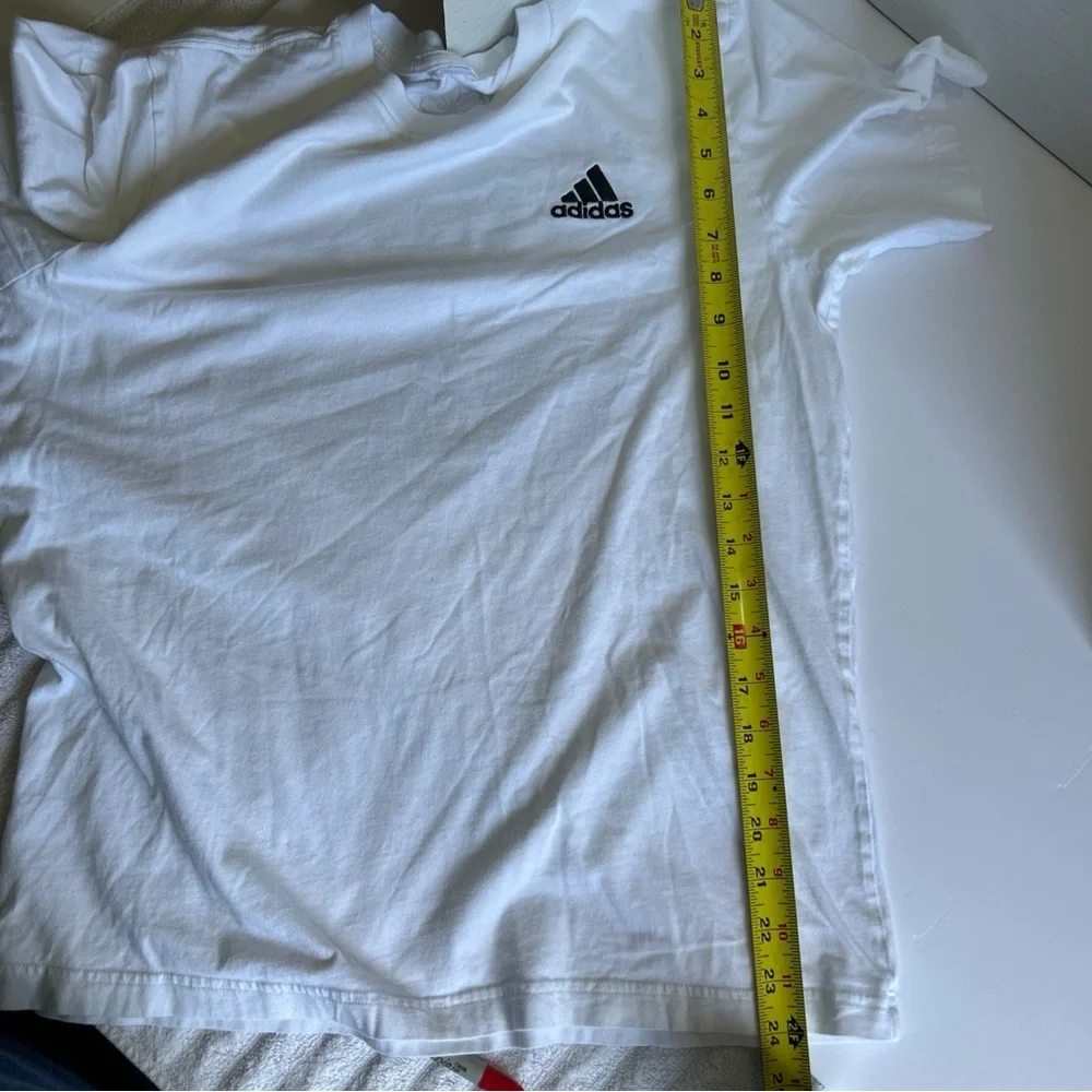 Adidas Men's T- shirt S-M